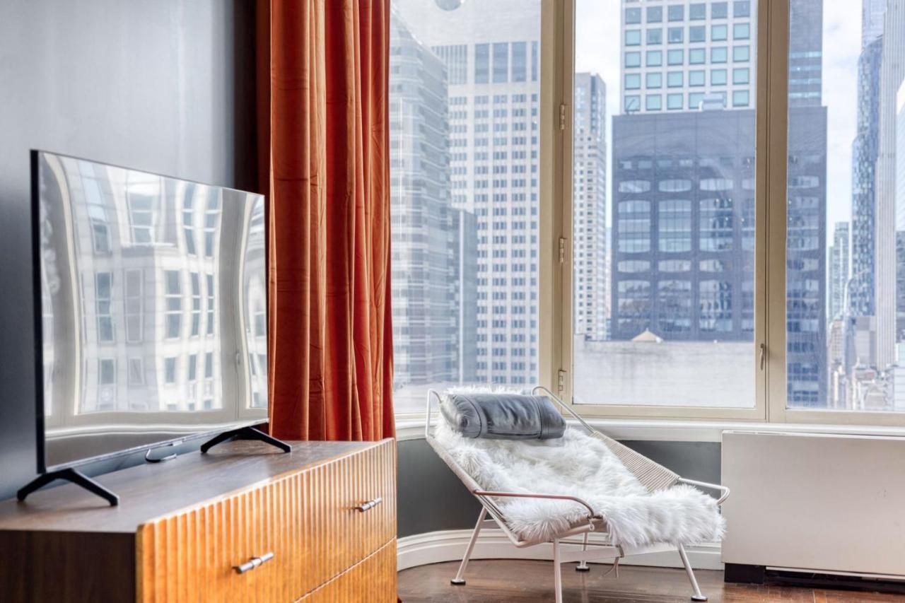 Midtown East 5br W Balconies Nr Park Nyc-1086 *