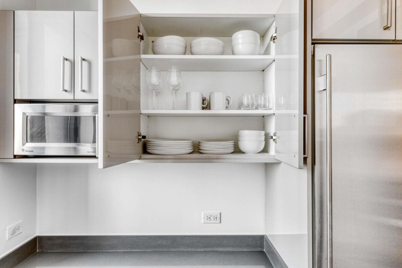 Apartment Midtown East 5br W Balconies Nr Park Nyc-1086 *