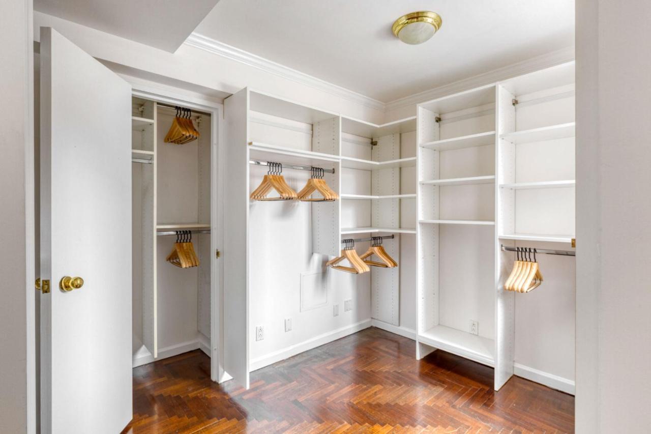 Apartment Midtown East 5br W Balconies Nr Park Nyc-1086 New York