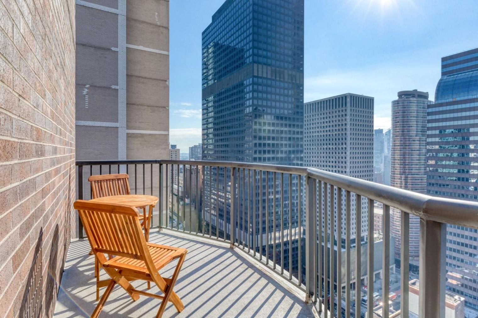 Midtown East 5br W Balconies Nr Park Nyc-1086